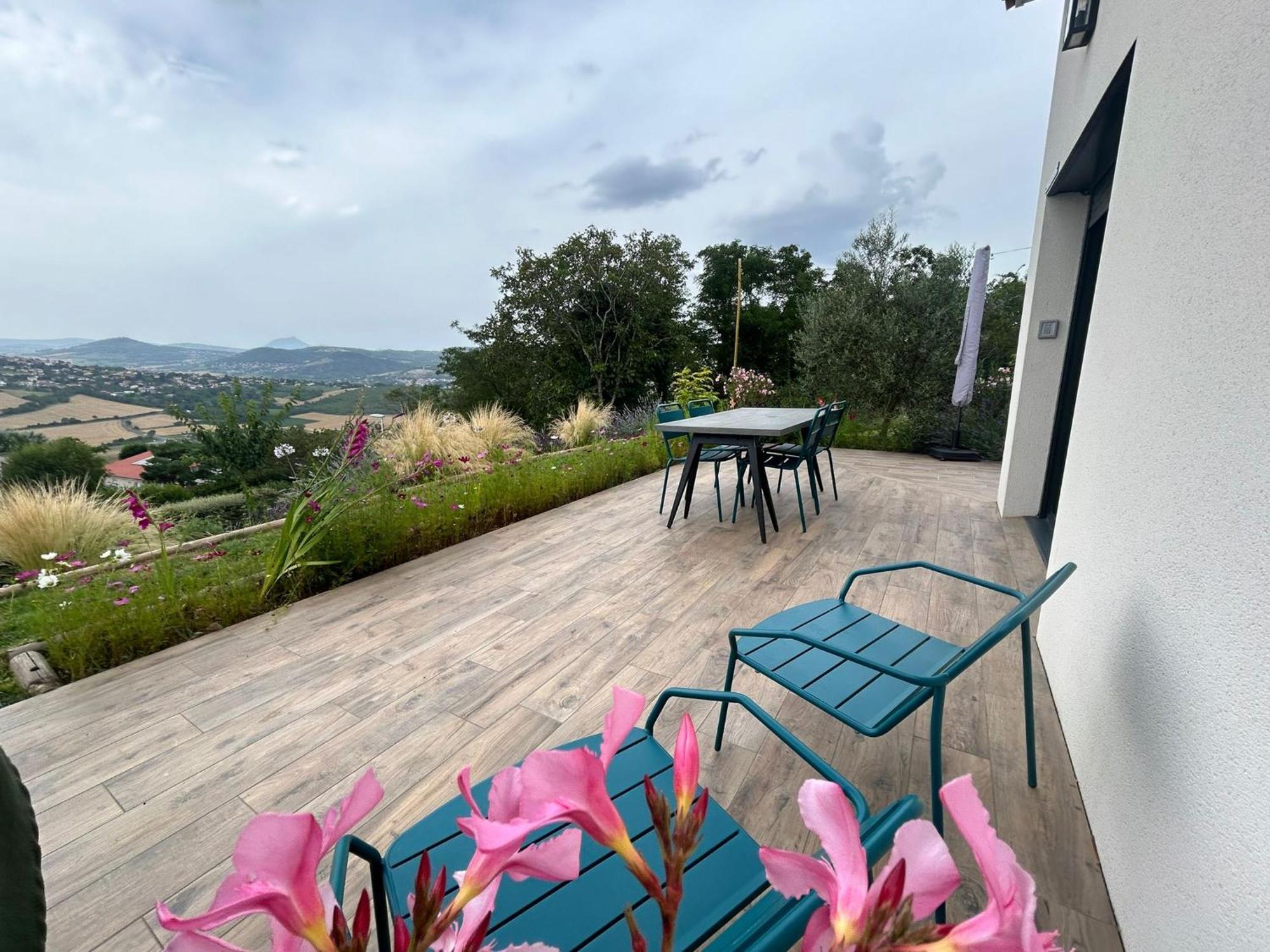 L'Alphonsine Villa Veyre-Monton Exterior photo